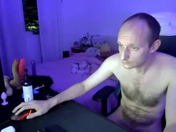 Gay sex chat with kinglicorne - camgaychat.com - Britain