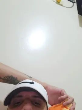 Gay sex chat with Cofla2026 - camgaychat.com - Britain