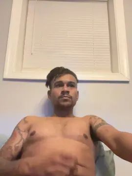 Gay sex chat with Ismedyl - camgaychat.com - Britain