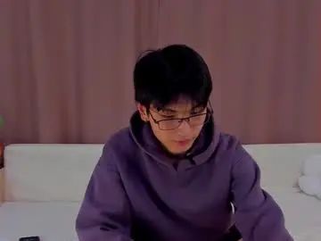 Gay sex chat with lihua_excl - camgaychat.com - Britain