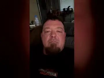 Gay sex chat with fatballs5656 - camgaychat.com - Britain