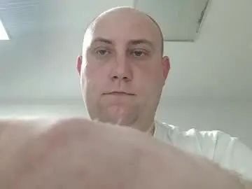 Gay sex chat with ironwolf_ - camgaychat.com - Britain