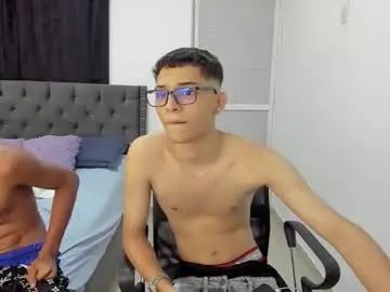 Gay sex chat with master_nea - camgaychat.com - Britain