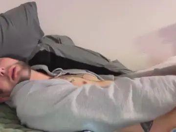 Gay sex chat with tatted1993 - camgaychat.com - Britain