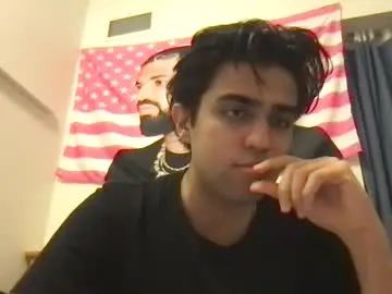 Gay sex chat with thomaspeterss - camgaychat.com - Britain