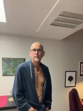 Gay sex chat with Sabethe - camgaychat.com - Britain