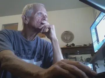 Gay sex chat with cygnus02 - camgaychat.com - Britain