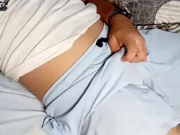 Gay sex chat with just_zzie - camgaychat.com - Britain