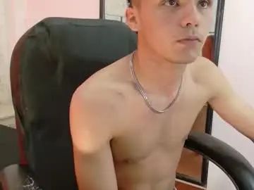 Gay sex chat with spider_sex07 - camgaychat.com - Britain