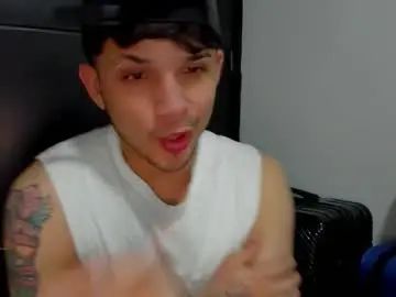 Gay sex chat with bigjacksonxh - camgaychat.com - Britain