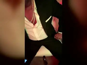 Gay sex chat with ideasandnumbers2 - camgaychat.com - Britain