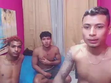 Gay sex chat with huge_cockblack - camgaychat.com - Britain