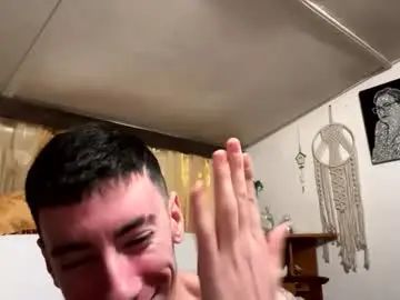 Gay sex chat with dave_matteo - camgaychat.com - Britain