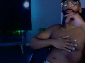 Gay sex chat with muscleman194 - camgaychat.com - Britain