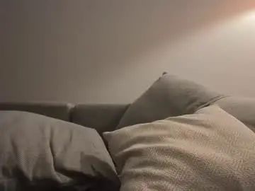 Gay sex chat with kleinyves - camgaychat.com - Britain