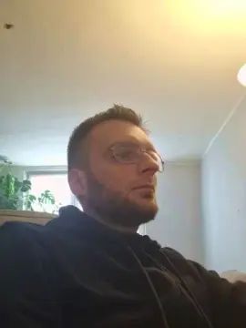 Gay sex chat with danielsonWoWW - camgaychat.com - Poland