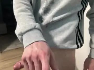 Gay sex chat with msvalerchik - camgaychat.com - Russia