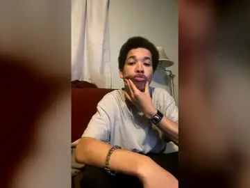 Gay sex chat with rinrisse - camgaychat.com - Britain