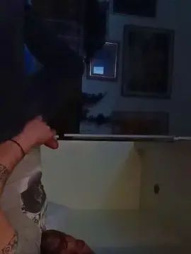 Gay sex chat with Abiofa - camgaychat.com - Italy