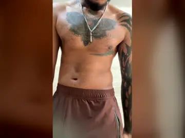 Gay sex chat with liyamjunior - camgaychat.com - Britain