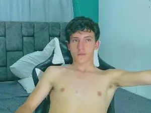 Gay sex chat with Jackwildboy - camgaychat.com - Britain
