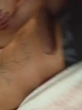 Gay sex chat with Hungschlong222 - camgaychat.com - Britain