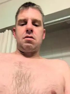 Gay sex chat with Rt68796879 - camgaychat.com - Britain