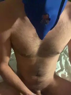 Gay sex chat with StraigyboyJ - camgaychat.com - Britain