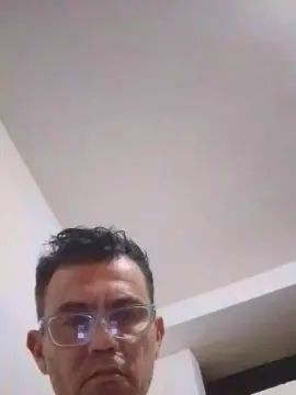 Gay sex chat with Levvkasin - camgaychat.com - Spain