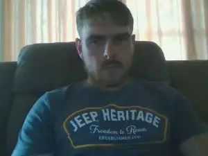 Gay sex chat with JaceLoves2Watch - camgaychat.com - Britain