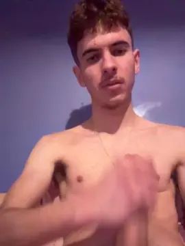 Gay sex chat with bsha4 - camgaychat.com - France