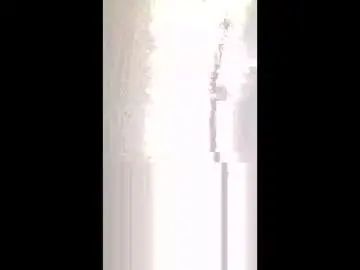 Gay sex chat with sassysocialite - camgaychat.com - Britain