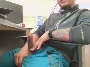 Gay sex chat with Alex_3456_ - camgaychat.com - Spain