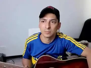 Gay sex chat with rogercraig007 - camgaychat.com - Britain