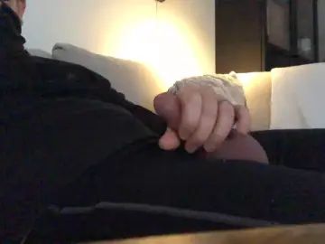 Gay sex chat with Magister_M - camgaychat.com - Sweden