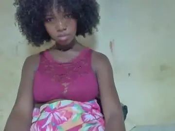 Gay sex chat with angelicaa93 - camgaychat.com - Britain