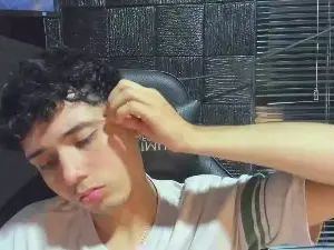 Gay sex chat with SrJacobs - camgaychat.com - Britain