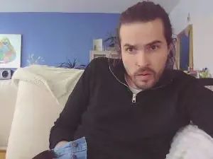 Gay sex chat with yep90 - camgaychat.com - France
