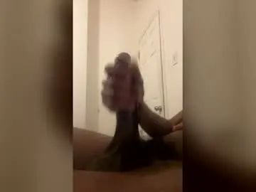 Gay sex chat with bigblackdick26317 - camgaychat.com - Britain