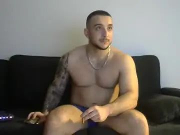 Gay sex chat with mika_easton - camgaychat.com - Britain