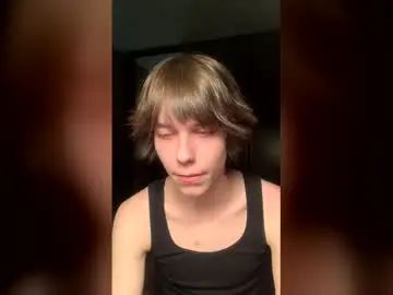 Gay sex chat with masonsilver_ - camgaychat.com - Britain