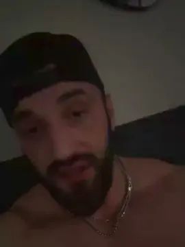 Gay sex chat with TheRealMan26 - camgaychat.com - Britain