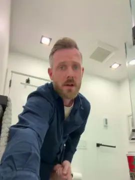 Gay sex chat with Biguncut5432 - camgaychat.com - Britain