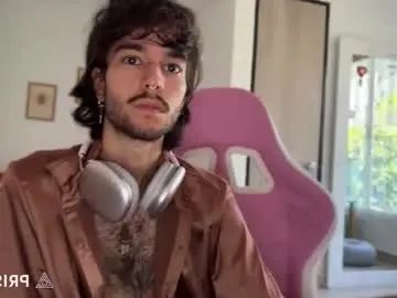 Gay sex chat with adrien_polo - camgaychat.com