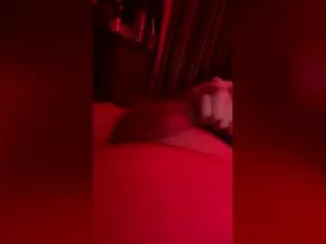 Gay sex chat with bigmeatmoans - camgaychat.com - Britain