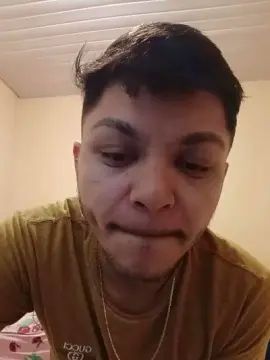 Gay sex chat with Gbolivers - camgaychat.com - Portugal