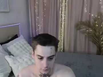 Gay sex chat with drillfilow - camgaychat.com - Britain