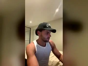 Gay sex chat with nightvyre - camgaychat.com - Britain