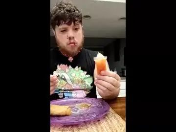 Gay sex chat with zye_vesper - camgaychat.com - Britain