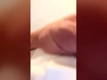 Gay sex chat with theoneandonlyfussypart809019 - camgaychat.com - Britain